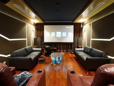 Phòng phim gia đình cao cấp tại Mandarin Garden